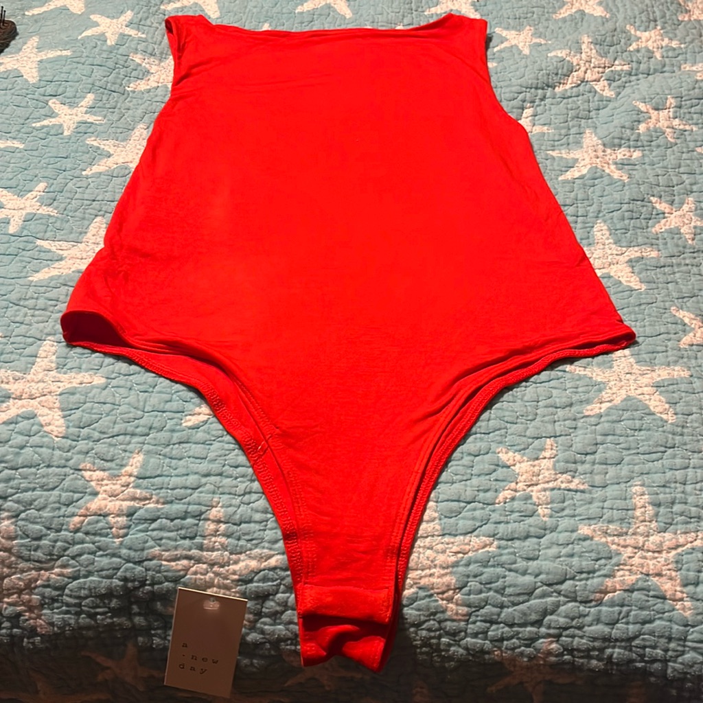 New Red Top Pretty Red